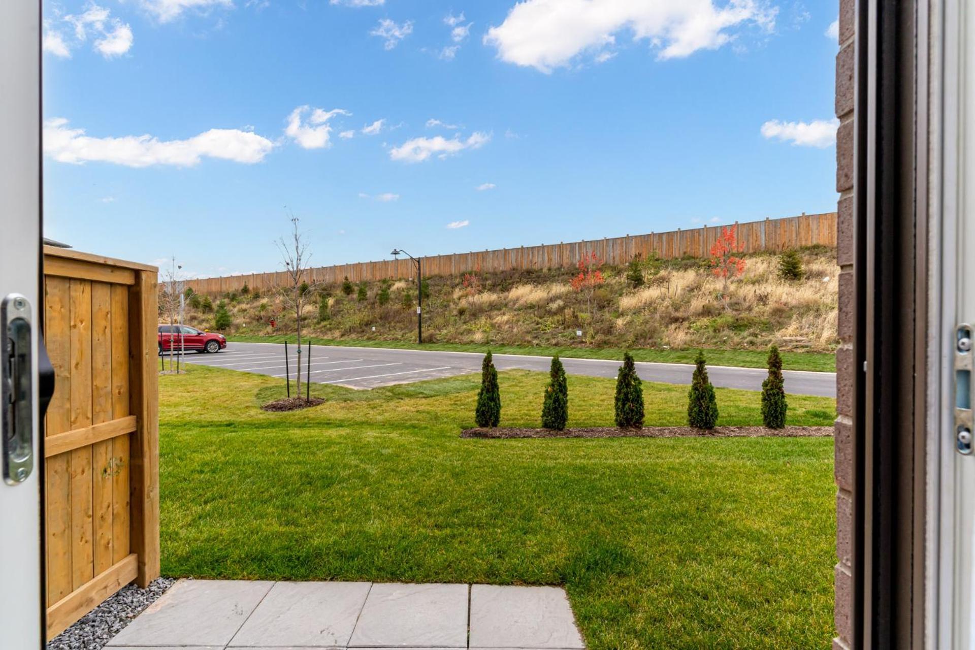 Luxury Living At The Falls - 4 Bed House Holiday home Niagara Falls